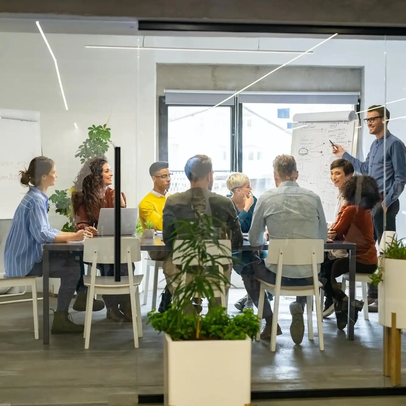 happy-casual-business-team-in-meeting