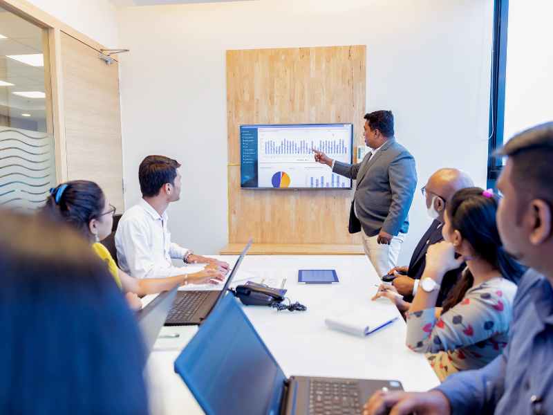 compliance-led vendor management model controlling vendor eligibility across the lifecycle