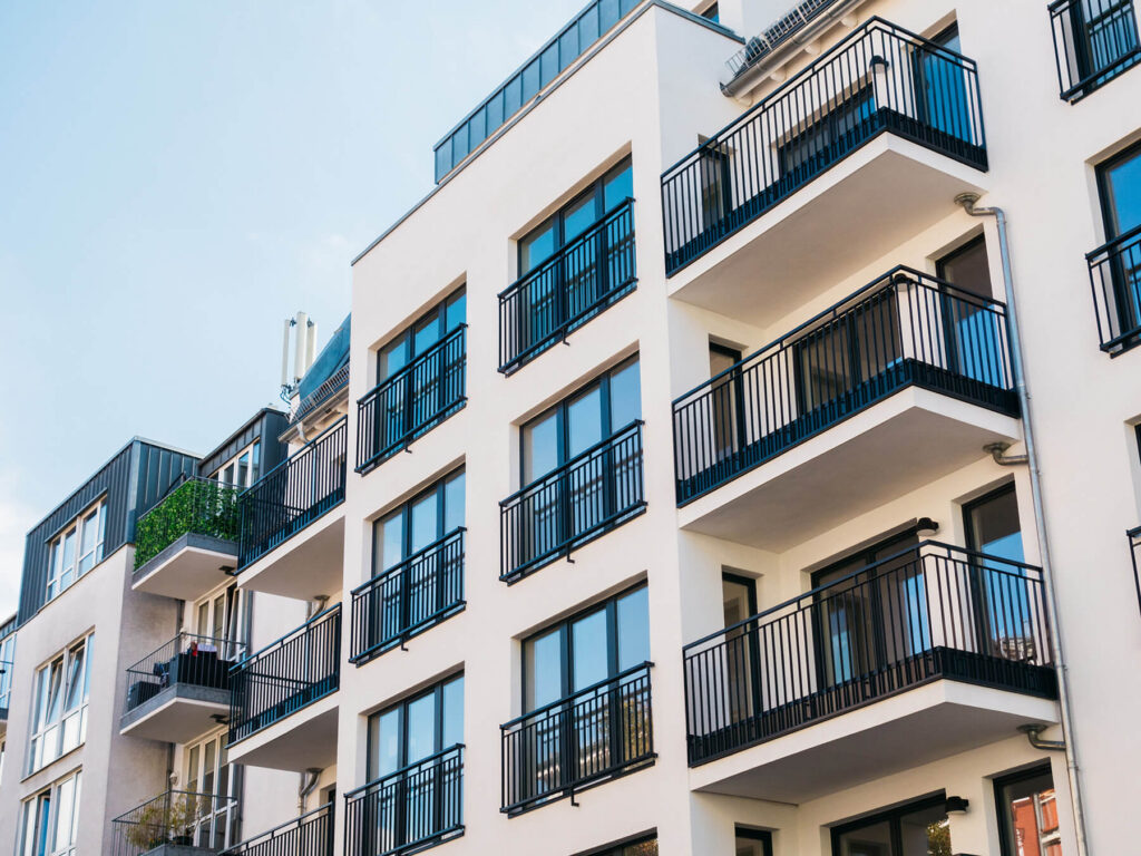 Large multifamily portfolio supported by centralized property management integrations and vendor compliance visibility